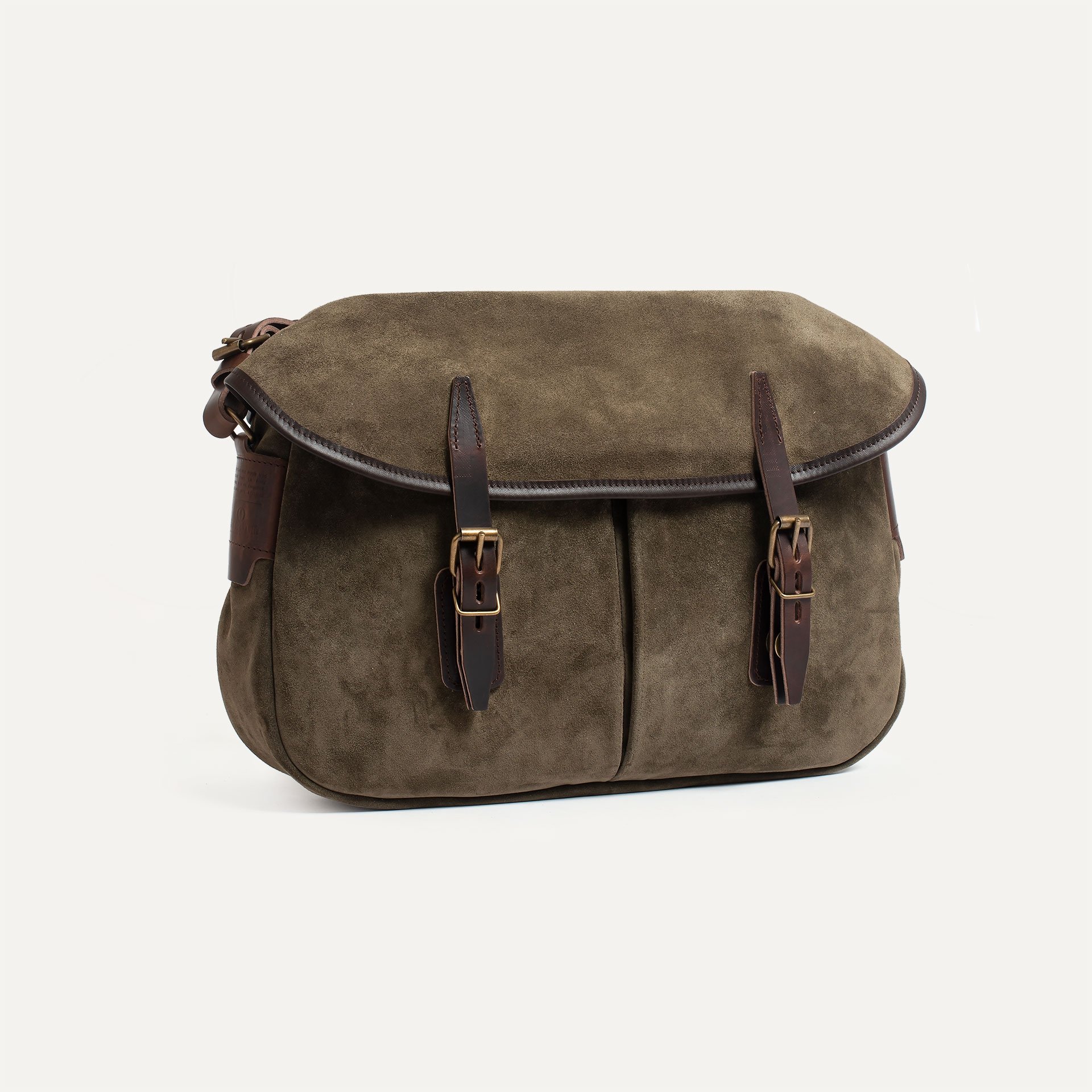 fisherman-s-musette-s-musk-suede