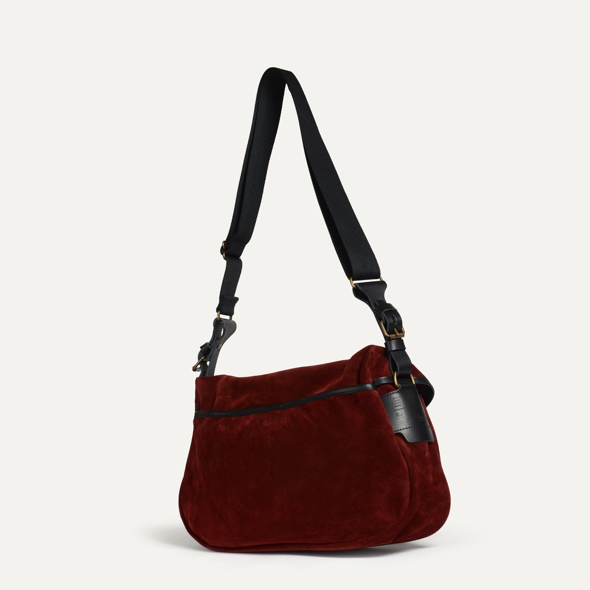 fisherman-s-musette-s-suede-dark-burgundy